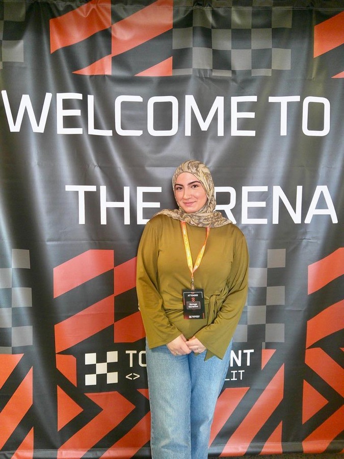 Soraya Elchehimi at a hackathon arena